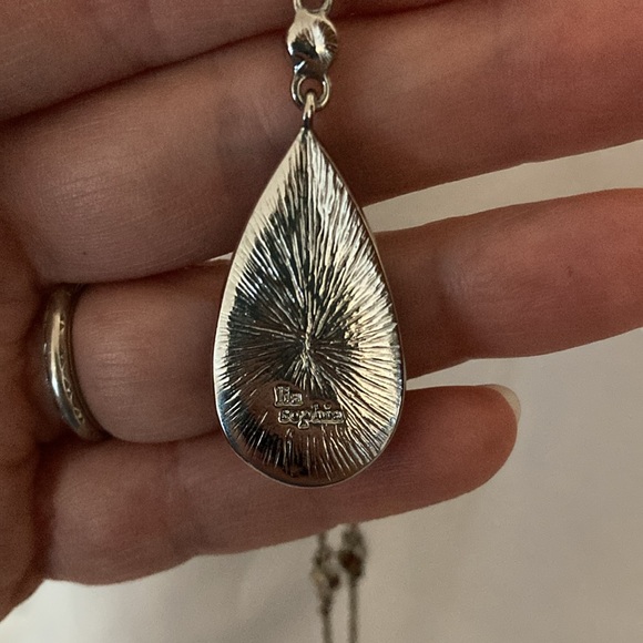 Lia Sophia, Red Cut Teardrop Stone, with other smaller stones - Picture 10 of 11